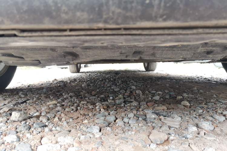 Used Nissan Tiida Sedan 2005 1.6JE AT Chassis Front