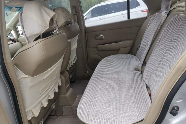 Used Nissan Tiida Sedan 2005 1.6JE AT Left Rear Seat