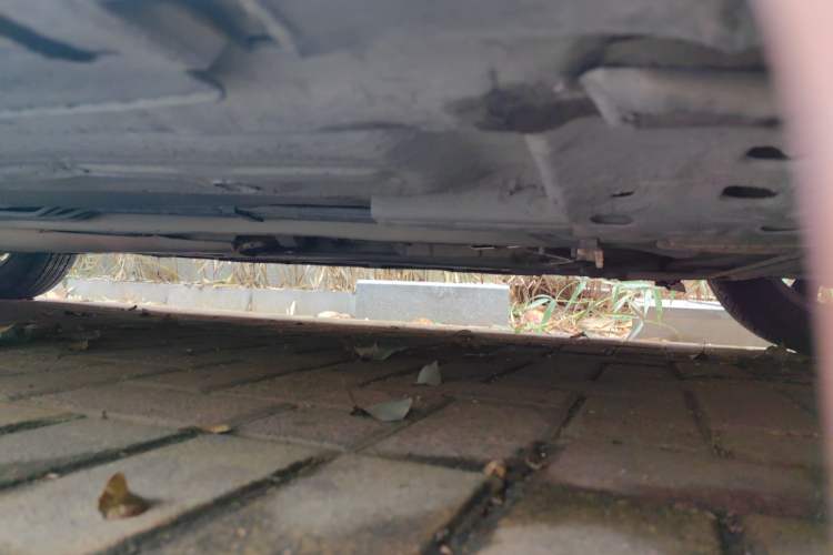 Used Nissan Tiida Sedan 2006 1.6JE AT Chassis Front Right
