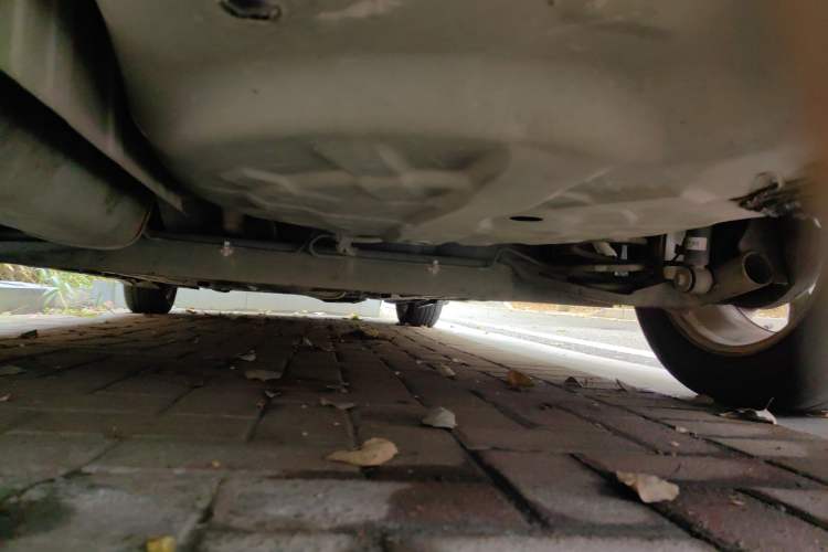 Used Nissan Tiida Sedan 2006 1.6JE AT Chassis Rear