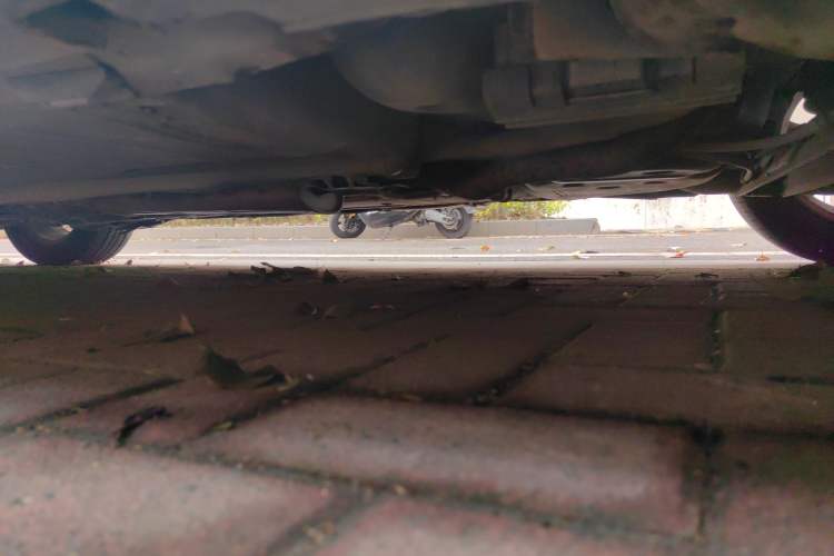 Used Nissan Tiida Sedan 2006 1.6JE AT Chassis Rear Left