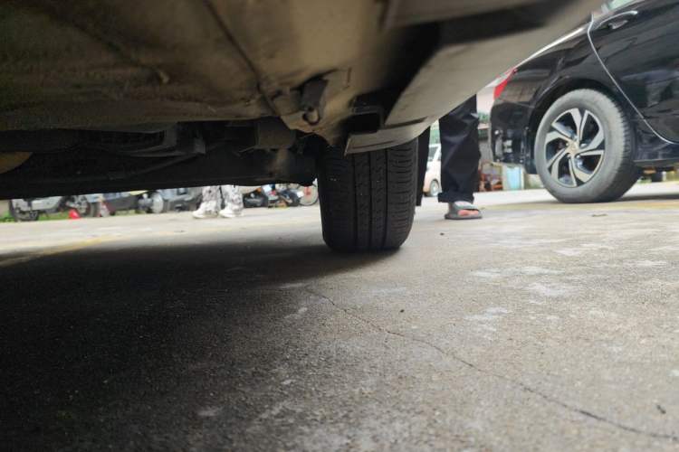 Used Nissan Tiida Sedan 2006 1.6 JC AT Chassis Rear Left
