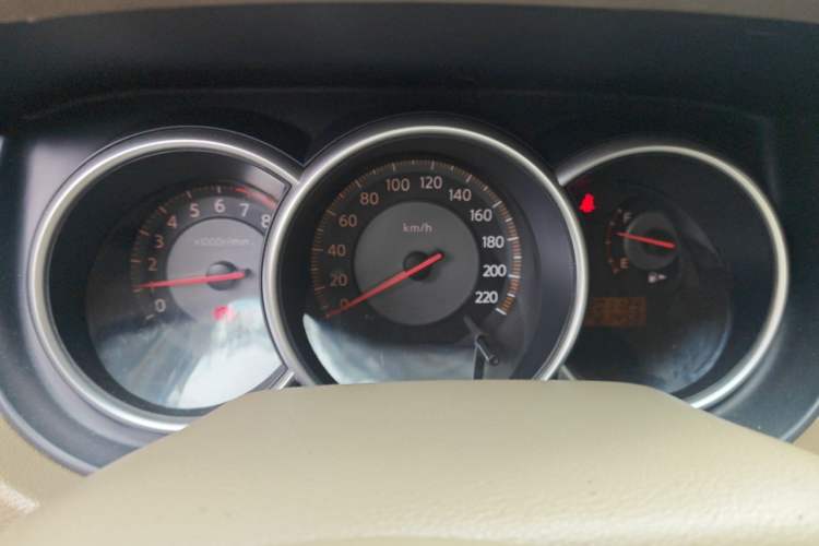 Used Nissan Tiida Sedan 2006 1.6 JC AT Instrument Cluster