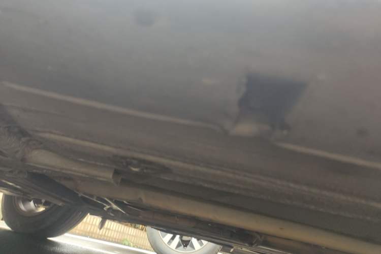 Used Nissan Tiida Sedan 2006 1.6 JC AT Chassis Front Left