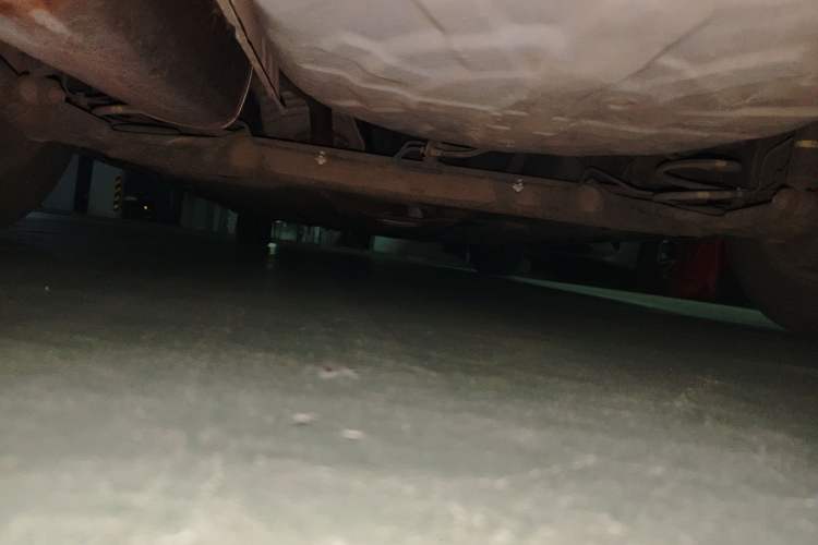 Used Nissan Tiida Sedan 2006 1.6JE MT Chassis Rear
