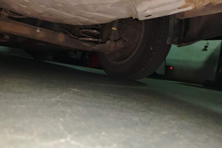 Used Nissan Tiida Sedan 2006 1.6JE MT Chassis Rear Right