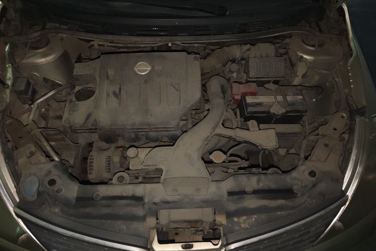 Used Nissan Tiida Sedan 2006 1.6JE MT Engine Bay