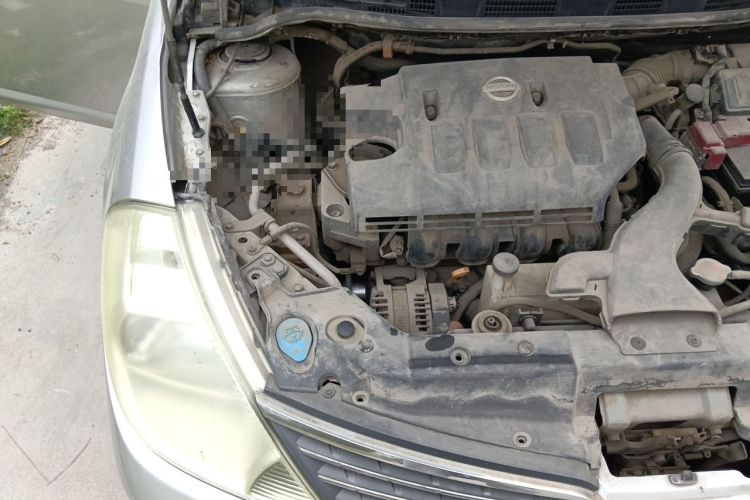 Used Nissan Tiida Sedan 2006 1.6JE AT Engine Bay Right