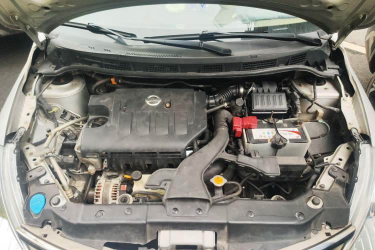 Used Nissan Tiida Sedan 2006 1.6 JC AT Engine Bay