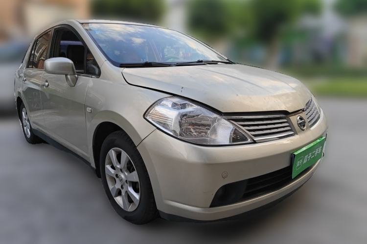 Used Nissan Tiida Sedan 2006 1.6JE AT Front Right 45 Deg