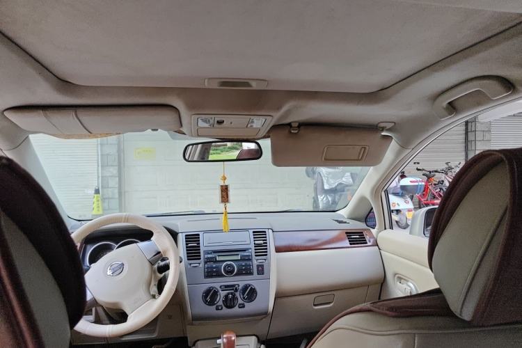 Used Nissan Tiida Sedan 2006 1.6JE AT Headliner