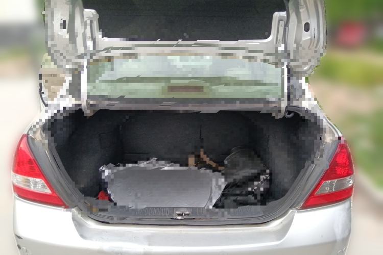 Used Nissan Tiida Sedan 2006 1.6JE AT Trunk