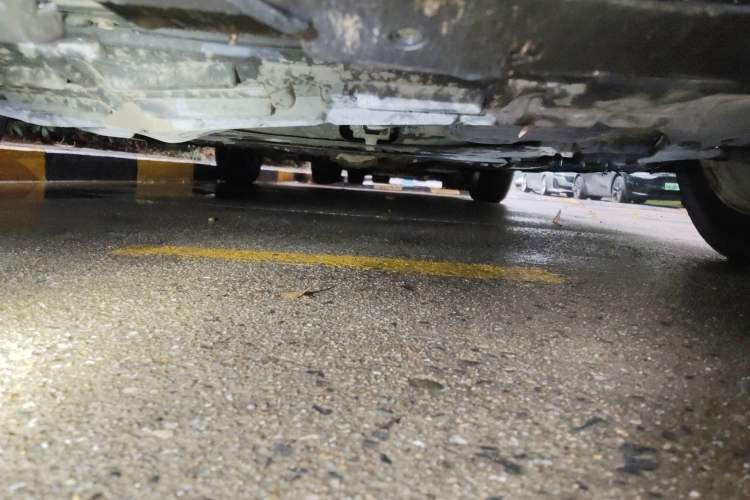Used Nissan Tiida Sedan 2006 1.6JE AT Chassis Front