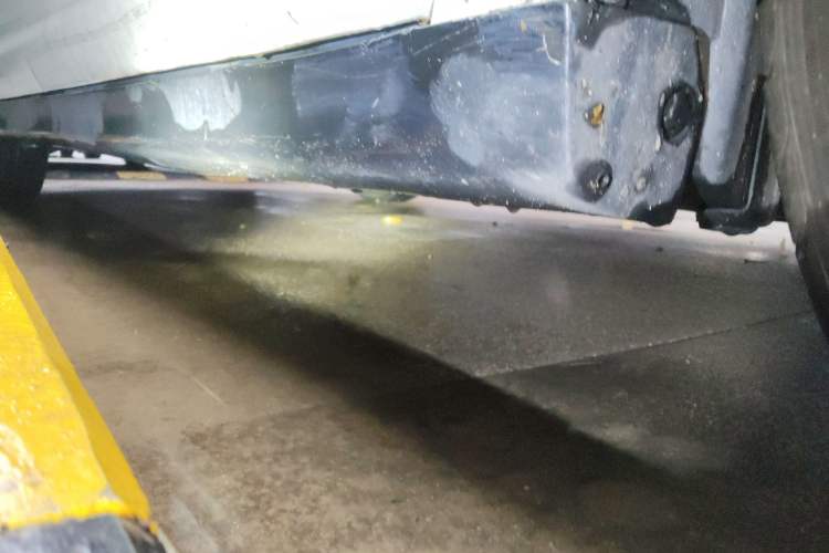 Used Nissan Tiida Sedan 2006 1.6JE AT Chassis Front Right