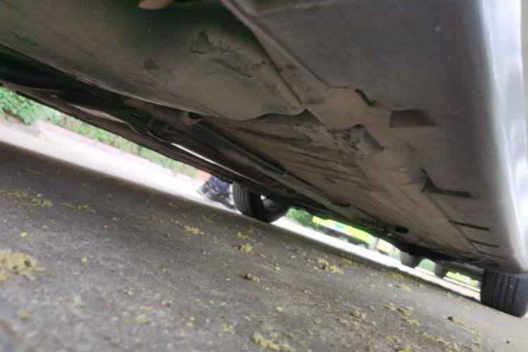 Used Nissan Tiida Sedan 2006 1.6JE AT Chassis Rear Right
