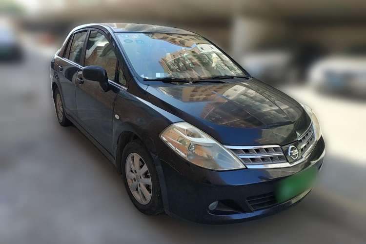 Used Nissan Tiida Sedan 2008 1.6L Automatic Fashion Edition Front Right 45 Deg