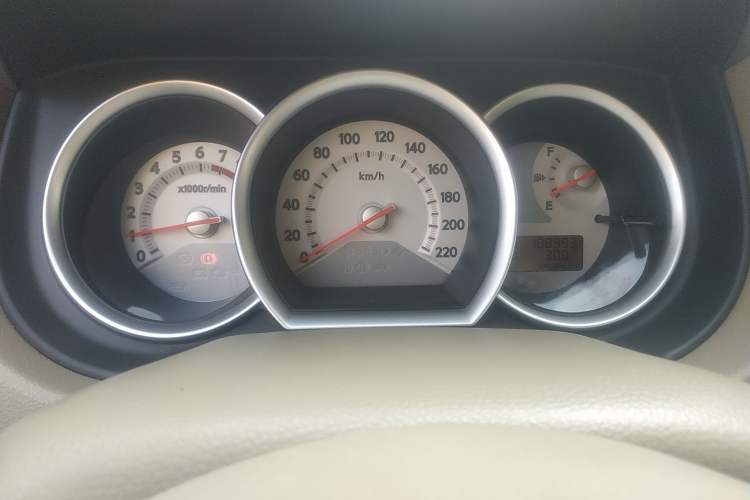 Used Nissan Tiida Sedan 2008 1.6L Automatic Smart Version Instrument Cluster