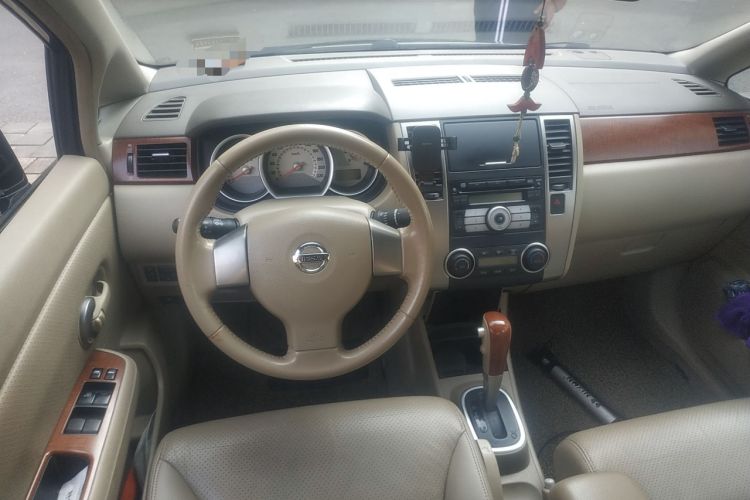 Used Nissan Tiida Sedan 2008 1.6L Automatic Smart Version Steering Wheel