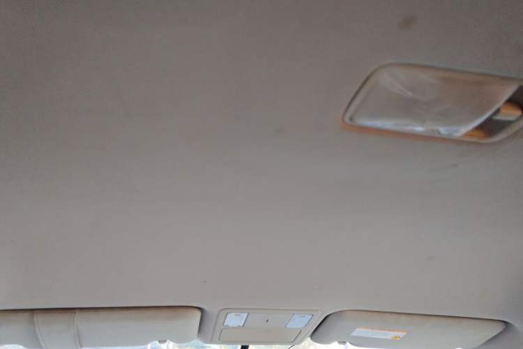 Used Nissan Tiida Sedan 2008 1.6L Automatic Fashion Edition Headliner