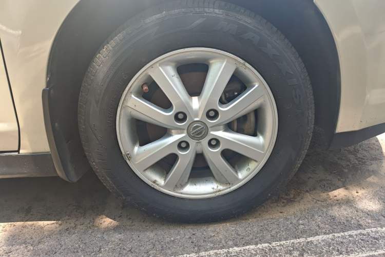 Used Nissan Tiida Sedan 2008 1.6L Automatic Fashion Edition Right Front Wheel Hub
