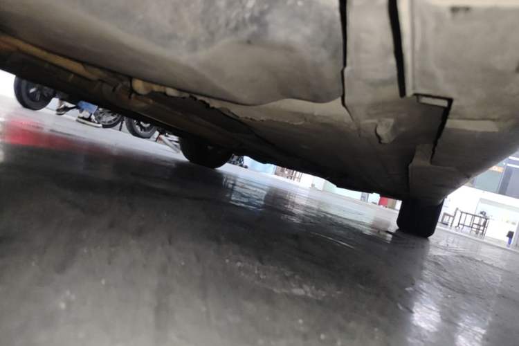 Used Nissan Tiida Sedan 2008 1.6L Automatic Smart Version Chassis Rear Right