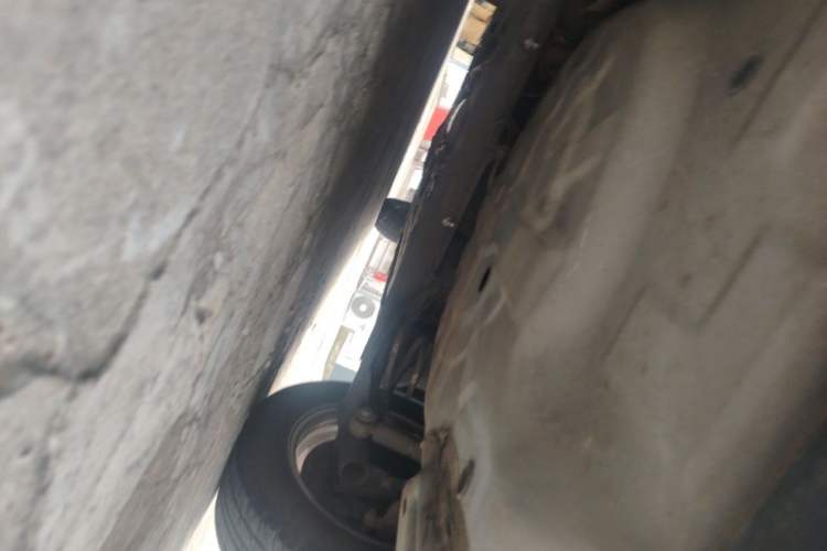 Used Nissan Tiida Sedan 2008 1.6L Manual Fashion Edition Chassis Rear