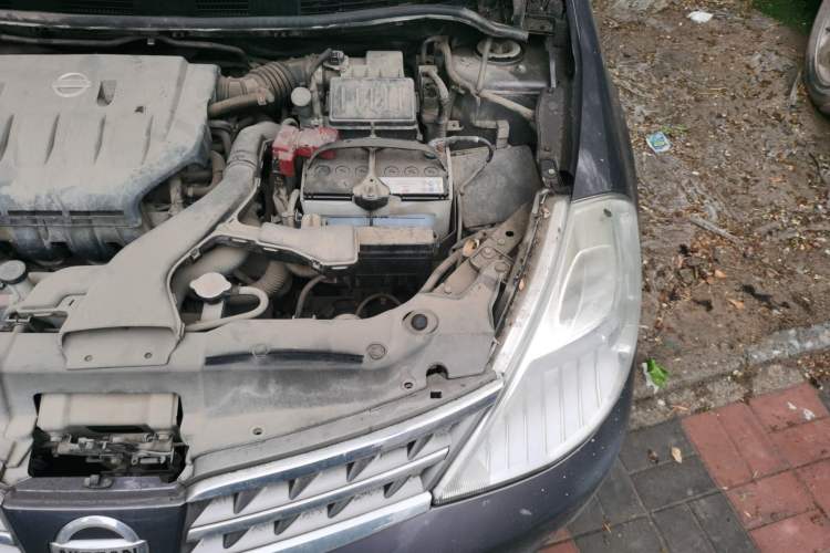 Used Nissan Tiida Sedan 2008 1.6L Manual Fashion Edition Engine Bay Left