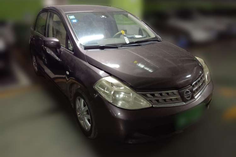 Used Nissan Tiida Sedan 2008 1.6L Automatic Fashion Edition Front Right 45 Deg