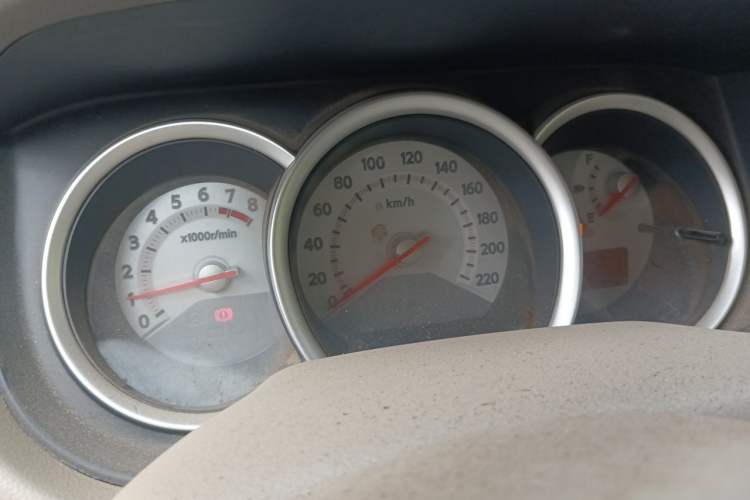 Used Nissan Tiida Sedan 2008 1.6L Manual Fashion Edition Instrument Cluster