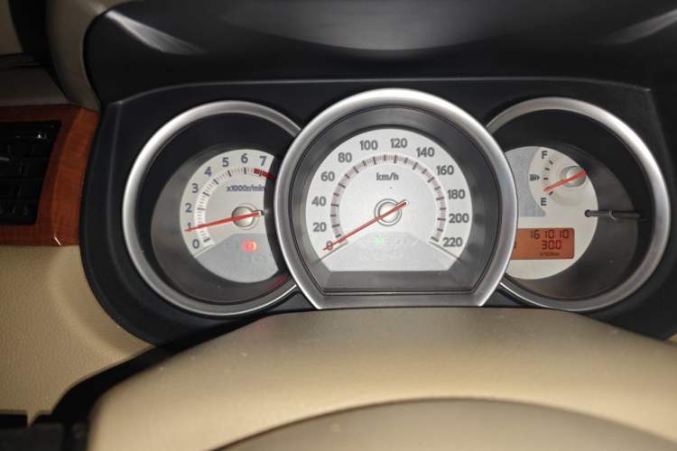 Used Nissan Tiida Sedan 2008 1.6L Automatic Smart Version Instrument Cluster