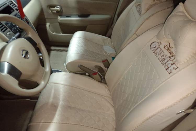 Used Nissan Tiida Sedan 2008 1.6L Automatic Fashion Edition Left Front Seat