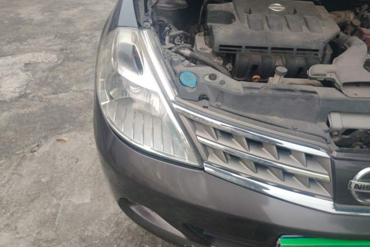 Used Nissan Tiida Sedan 2008 1.6L Manual Fashion Edition Right Front Headlight