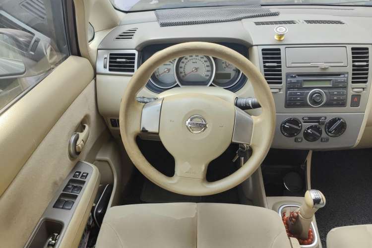 Used Nissan Tiida Sedan 2008 1.6L Manual Fashion Edition Steering Wheel