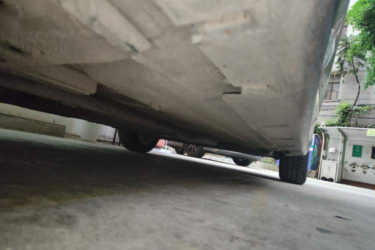 Used Nissan Tiida Sedan 2008 1.6L Automatic Fashion Edition Chassis Front Left