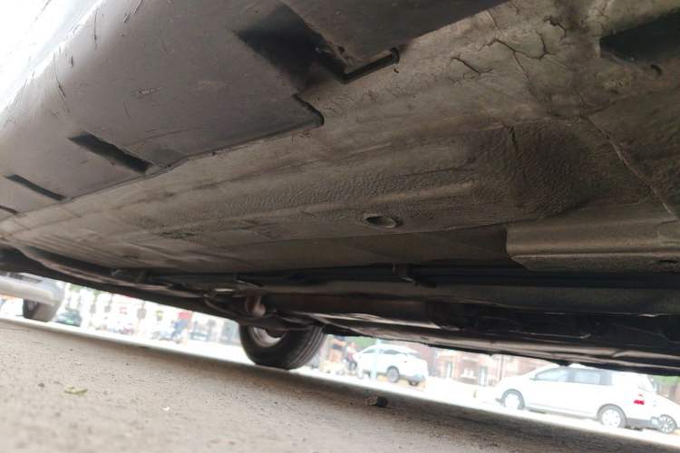Used Nissan Tiida Sedan 2008 1.6L Automatic Smart Version Chassis Front Right