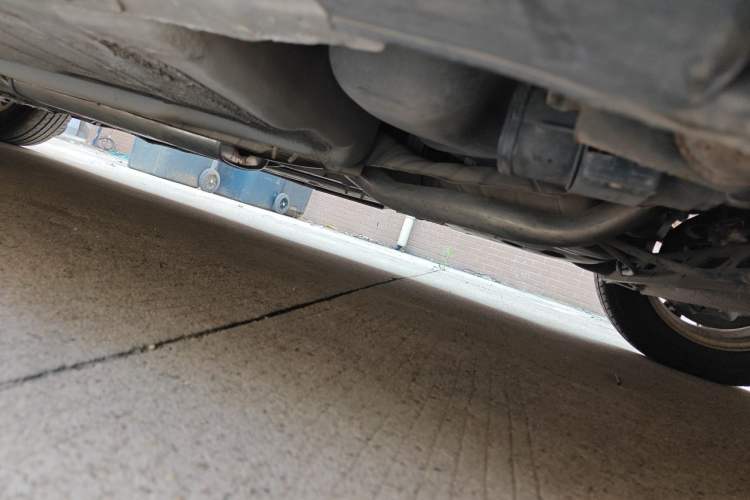 Used Nissan Tiida Sedan 2008 1.6L Manual Fashion Edition Chassis Front Right