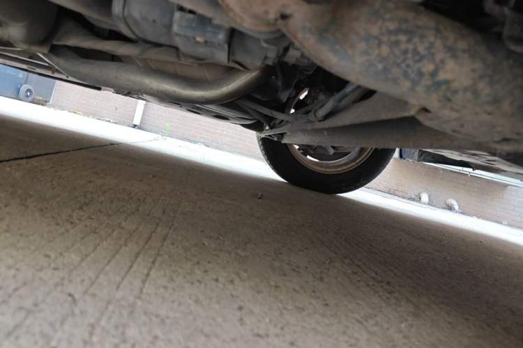 Used Nissan Tiida Sedan 2008 1.6L Manual Fashion Edition Chassis Front