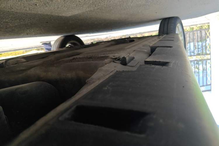 Used Nissan Tiida Sedan 2008 1.6L Manual Fashion Edition Chassis Rear Left