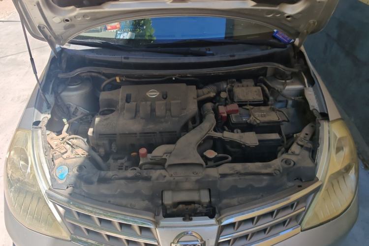 Used Nissan Tiida Sedan 2008 1.6L Manual Fashion Edition Engine Bay