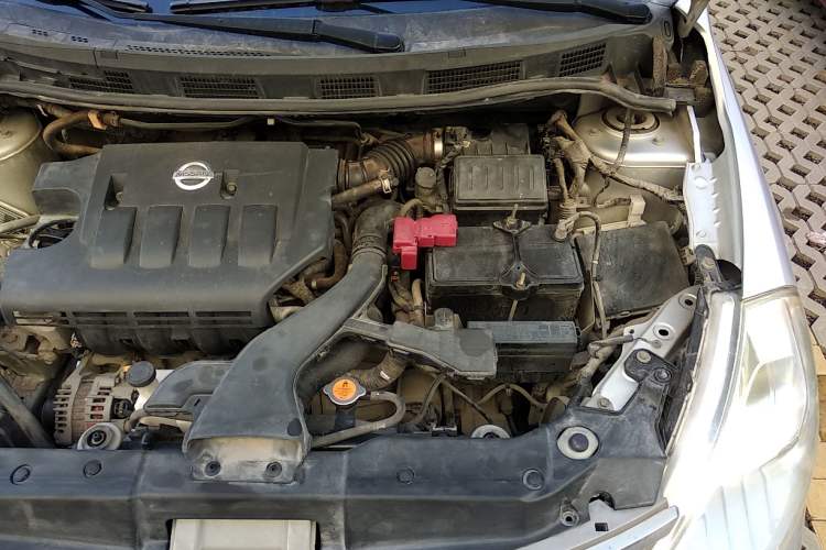 Used Nissan Tiida Sedan 2008 1.6L Automatic Smart Version Engine Bay Left