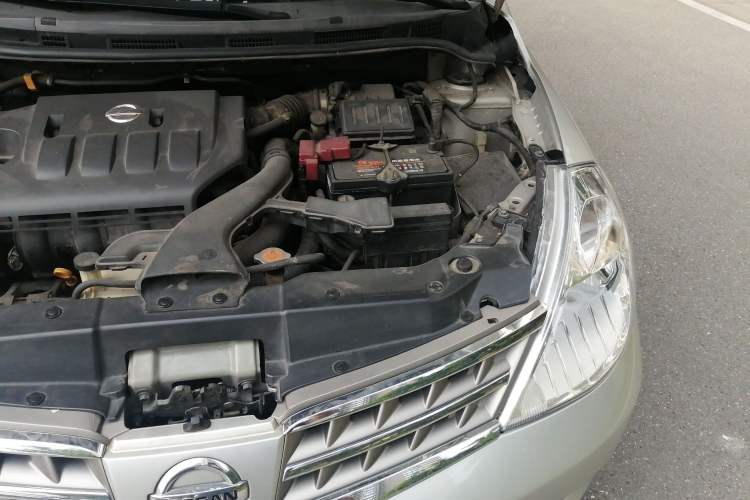 Used Nissan Tiida Sedan 2008 1.6L Automatic Fashion Edition Engine Bay Left
