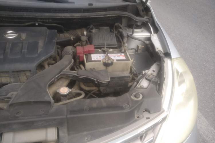 Used Nissan Tiida Sedan 2008 1.6L Automatic Fashion Edition Engine Bay Left