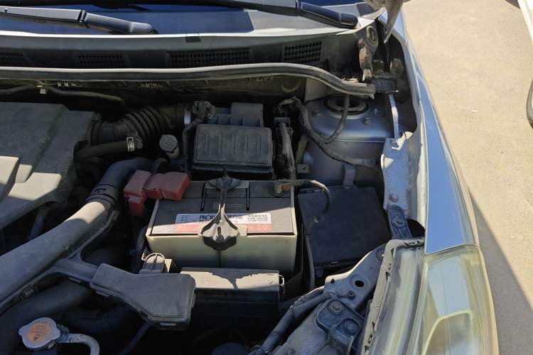 Used Nissan Tiida Sedan 2008 1.6L Manual Fashion Edition Engine Bay Left