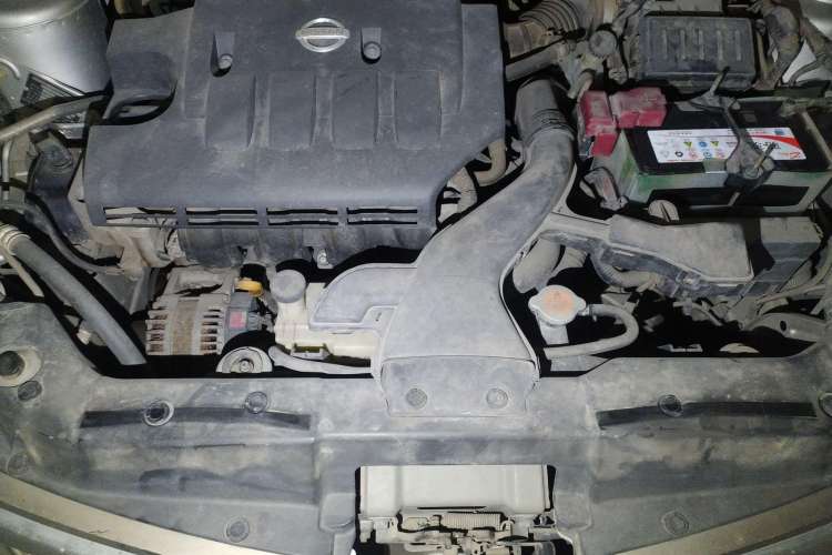 Used Nissan Tiida Sedan 2008 1.6L Automatic Smart Version Engine Bay