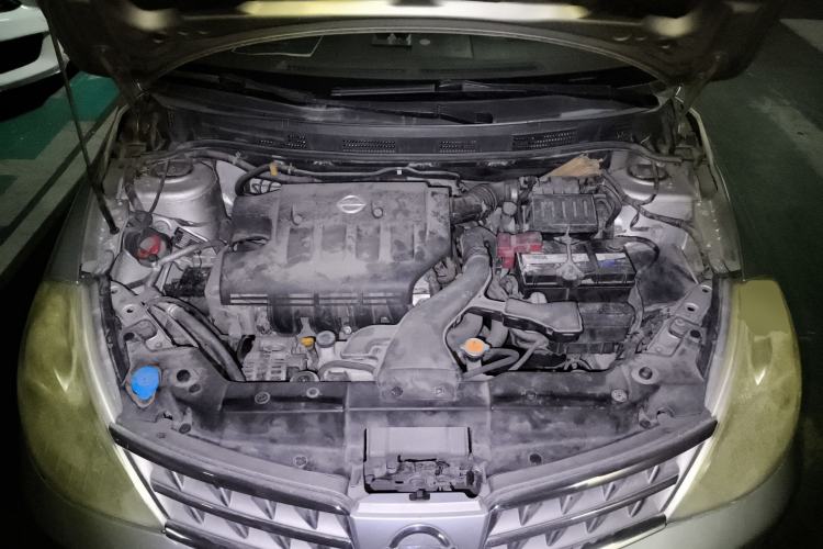 Used Nissan Tiida Sedan 2008 1.6L Manual Fashion Edition Engine Bay