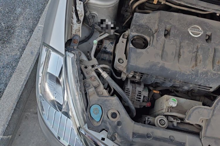 Used Nissan Tiida Sedan 2008 1.6L Manual Smart Version Engine Bay Right
