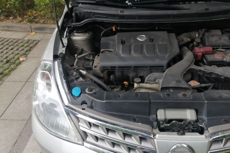 Used Nissan Tiida Sedan 2008 1.6L Automatic Fashion Edition Engine Bay Right