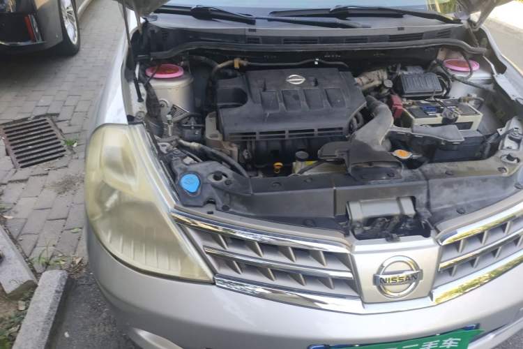 Used Nissan Tiida Sedan 2008 1.6L Manual Smart Version Engine Bay Right