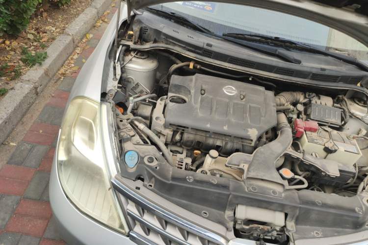 Used Nissan Tiida Sedan 2008 1.6L Manual Fashion Edition Engine Bay Right