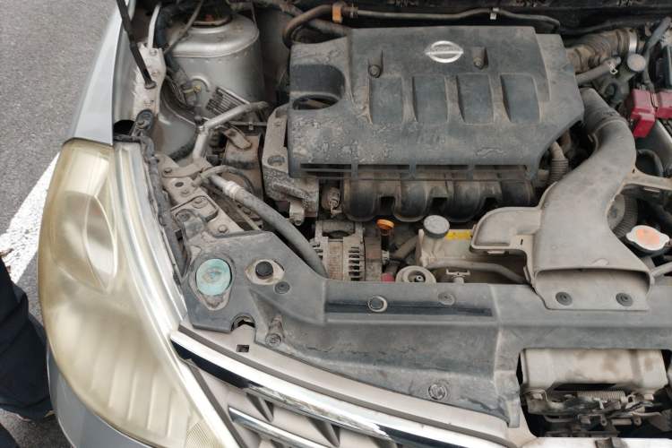 Used Nissan Tiida Sedan 2008 1.6L Manual Fashion Edition Engine Bay Right